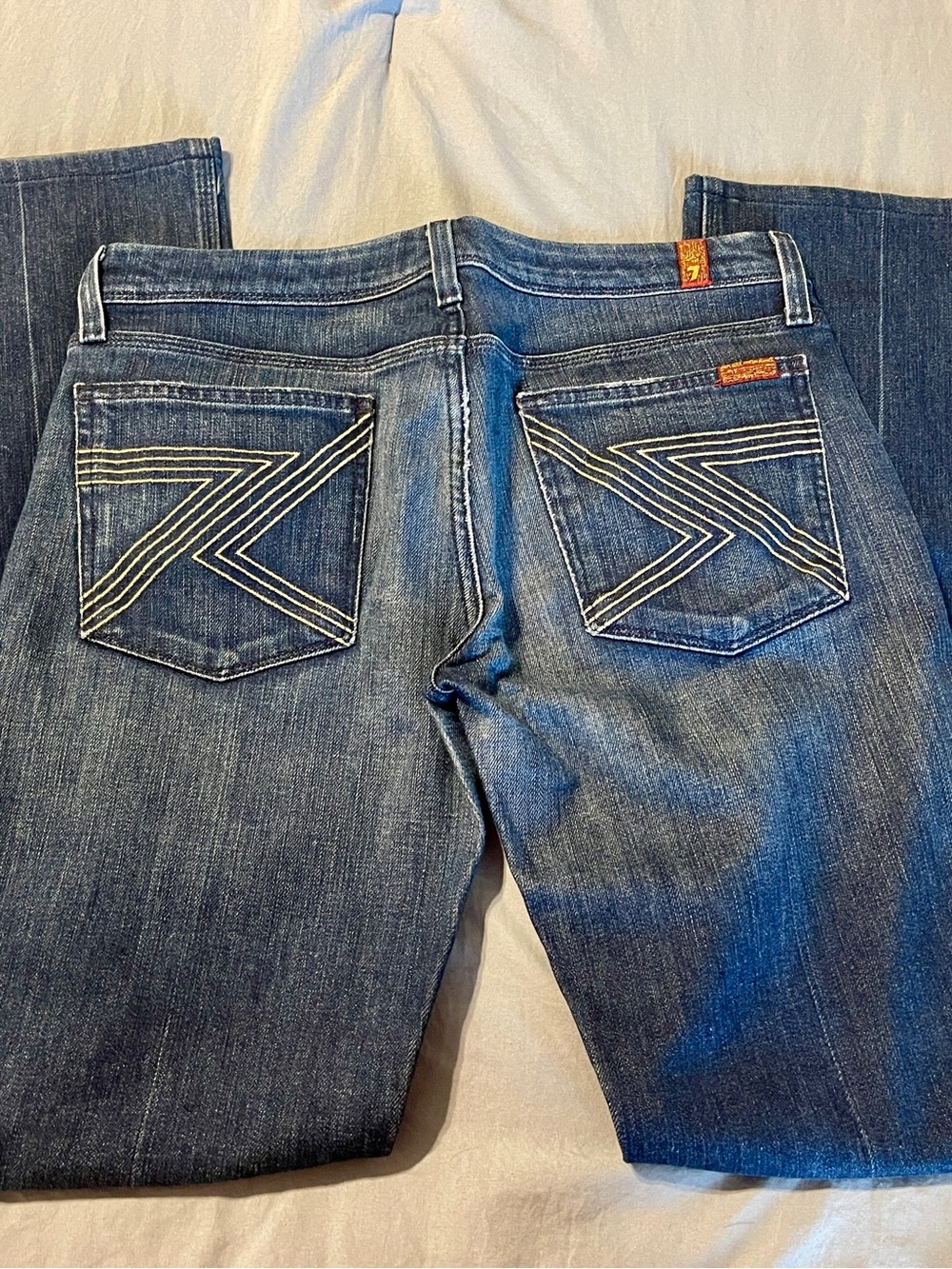 7 For All Mankind Women's Flynt Bootcut Jeans with Contrast Pocket Stitching